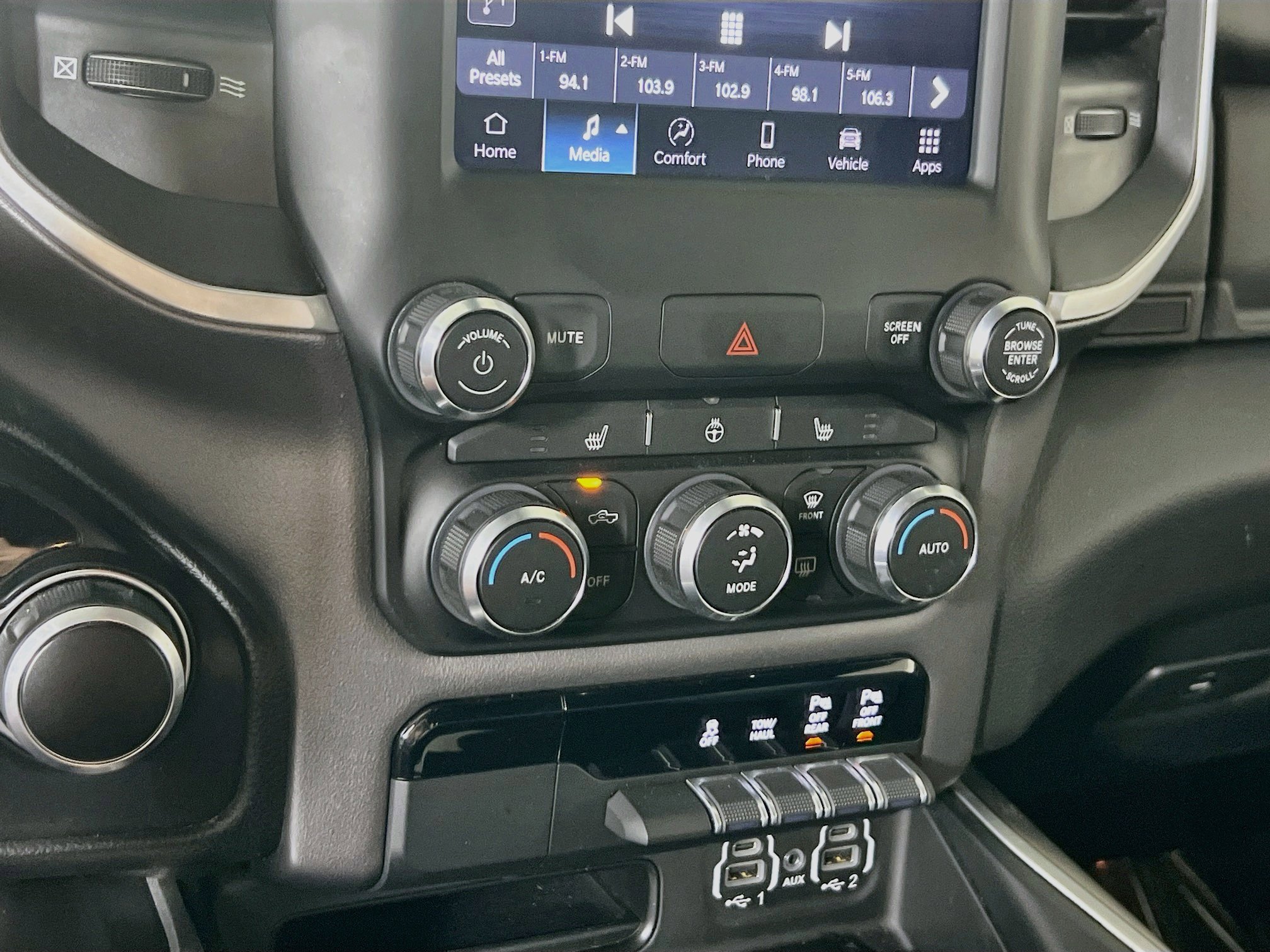 Used 2022 RAM 1500 Big Horn AWD/4WD image 15