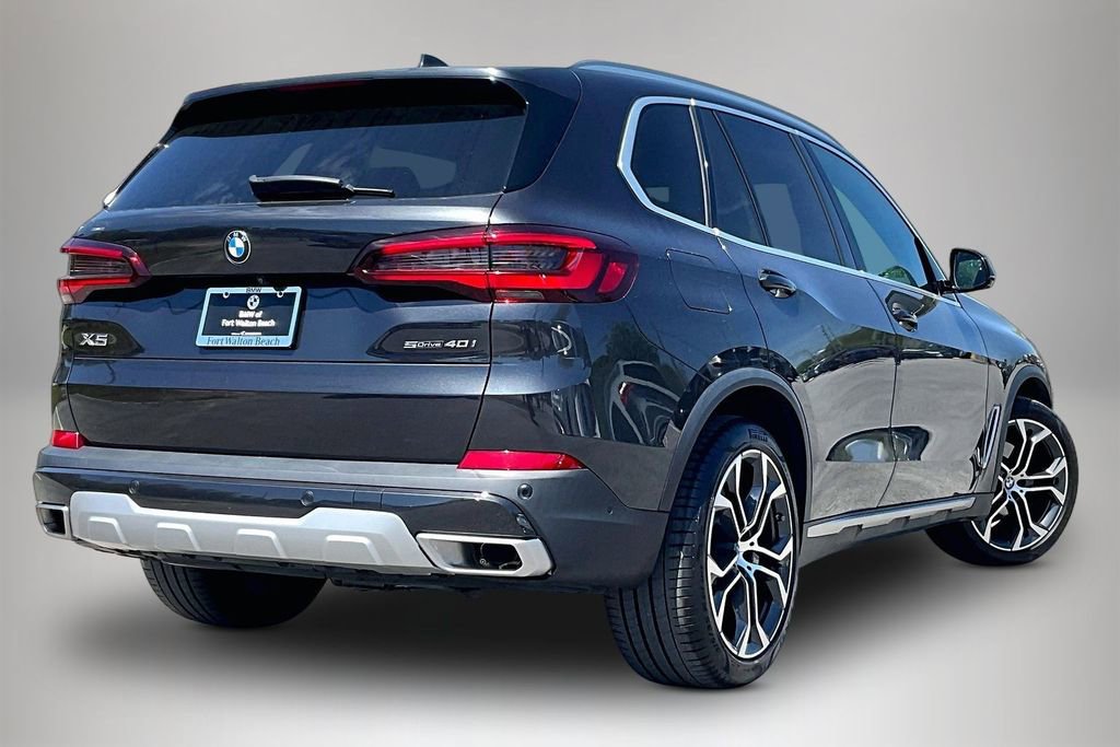 Used 2023 BMW X5 sDrive40i w/ Premium Package image 5