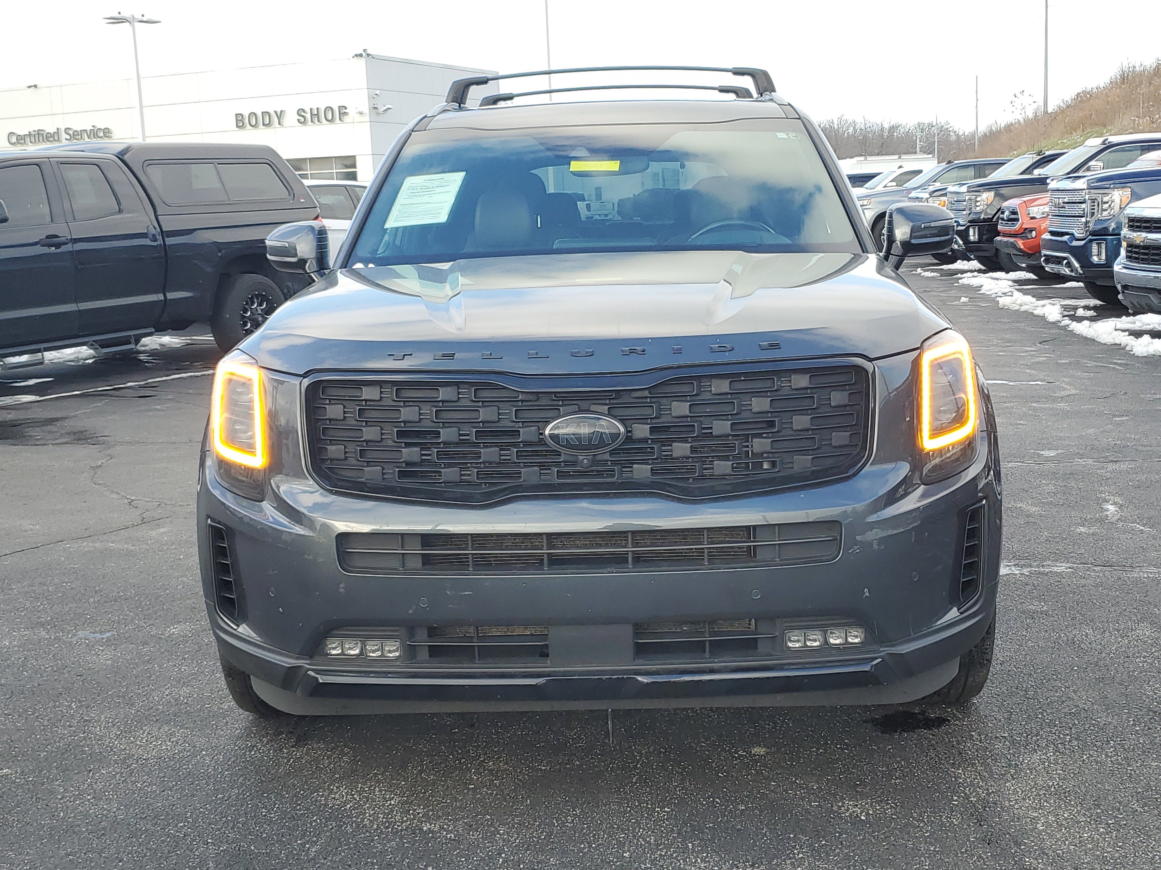 Used 2021 Kia Telluride SX w/ SX Prestige Package image 2