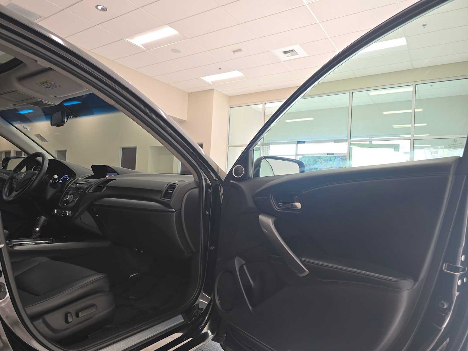 Used 2013 Acura RDX AWD image 29