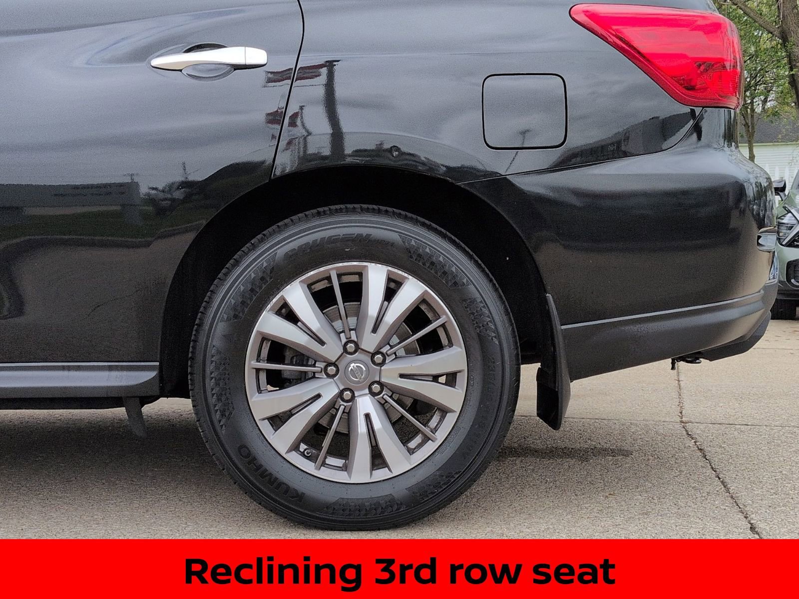 Certified 2019 Nissan Pathfinder S image 14