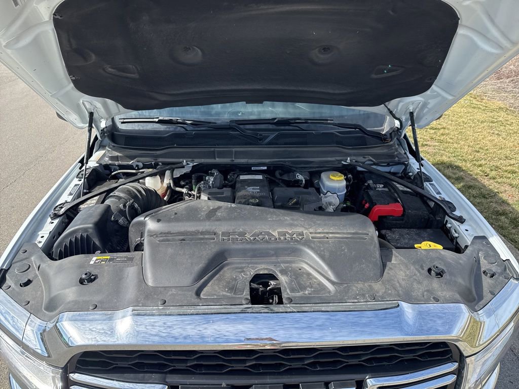 Used 2024 RAM 3500 Tradesman w/ Chrome Appearance Group image 11