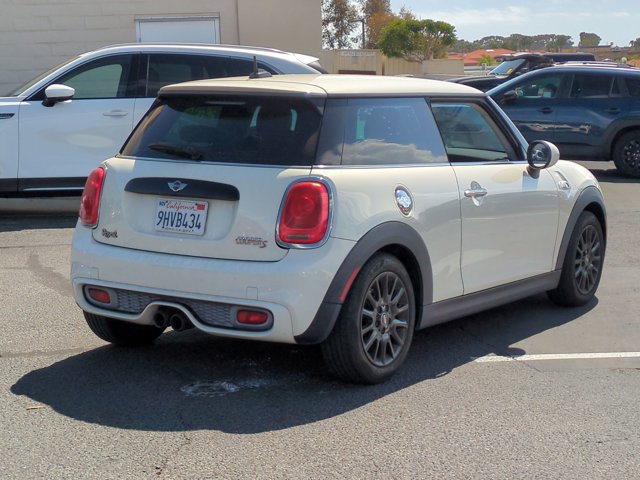 Used 2016 MINI Cooper S image 5