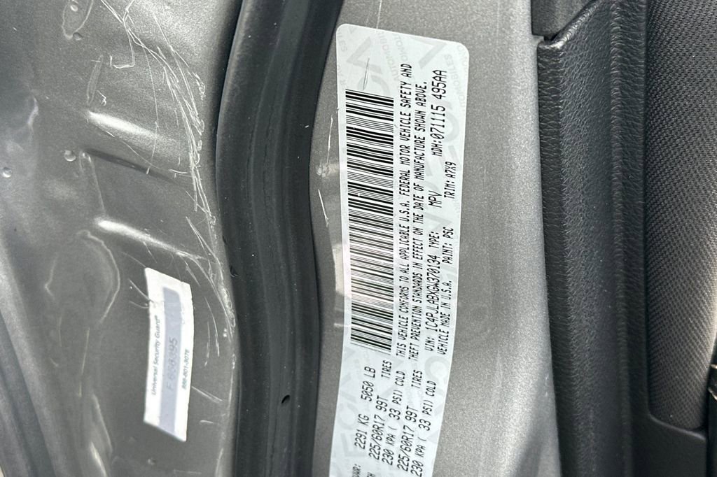 Used 2016 Jeep Cherokee Sport FWD image 26