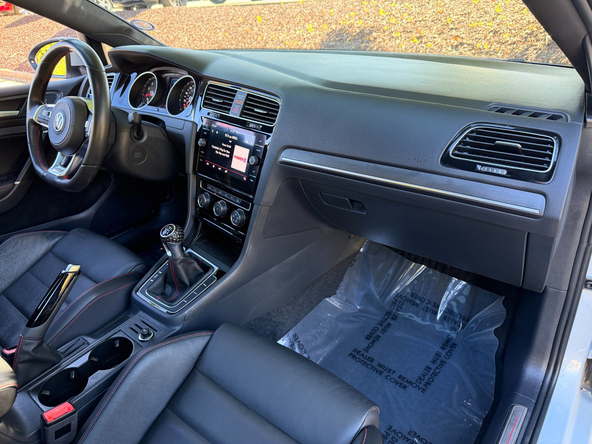 Used 2020 Volkswagen Golf 4-Door FWD image 63