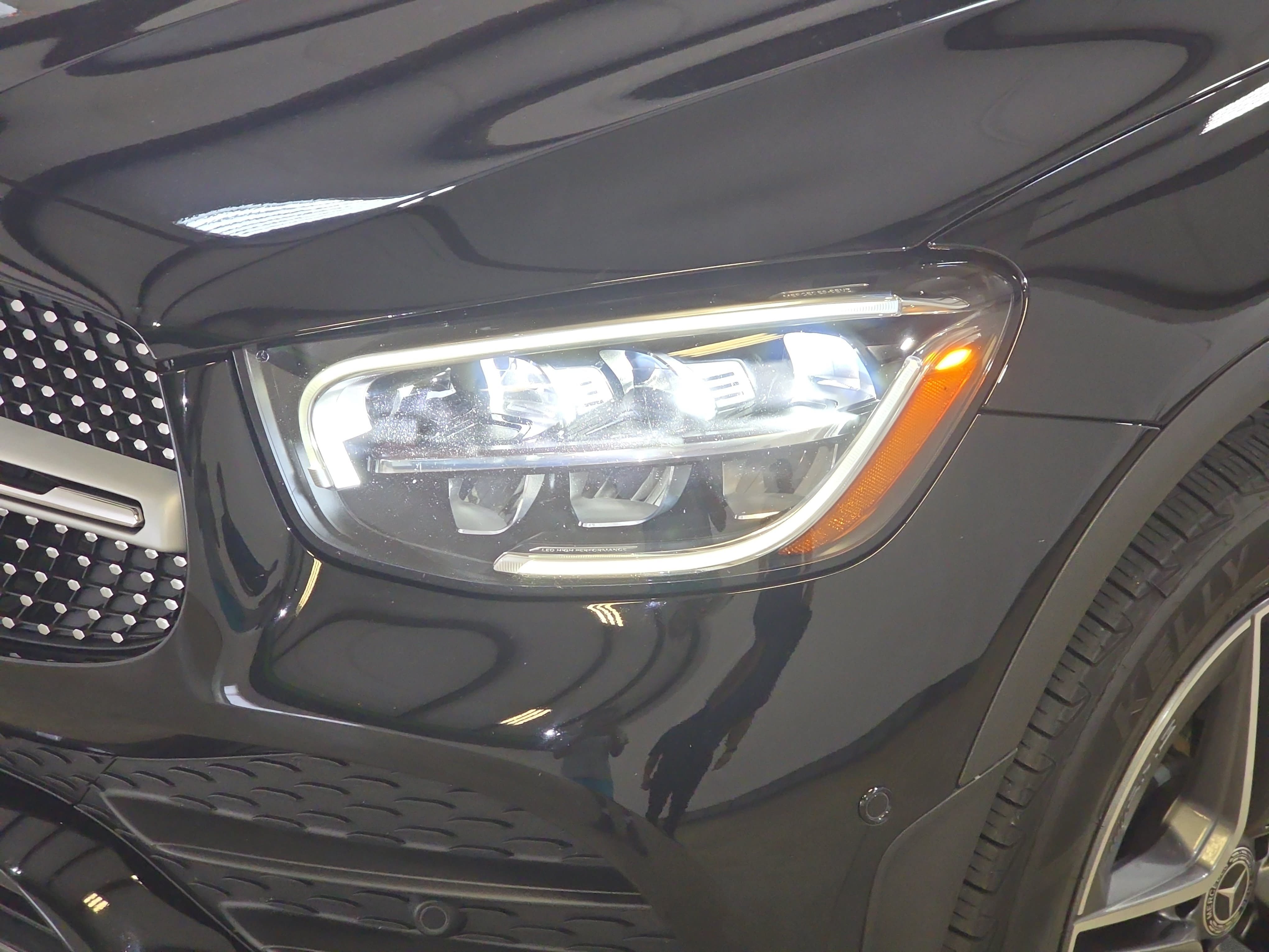 Used 2022 Mercedes-Benz GLC 300 4MATIC image 29