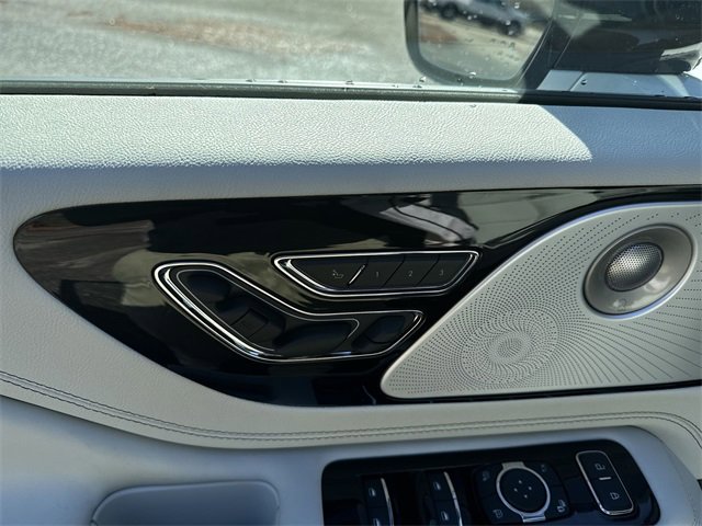 New 2026 Lincoln Aviator Black Label w/ Dynamic Handling Package image 12