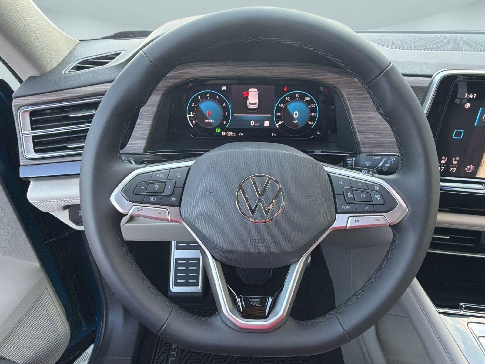 New 2026 Volkswagen Atlas SEL Premium R-Line AWD/4WD image 17