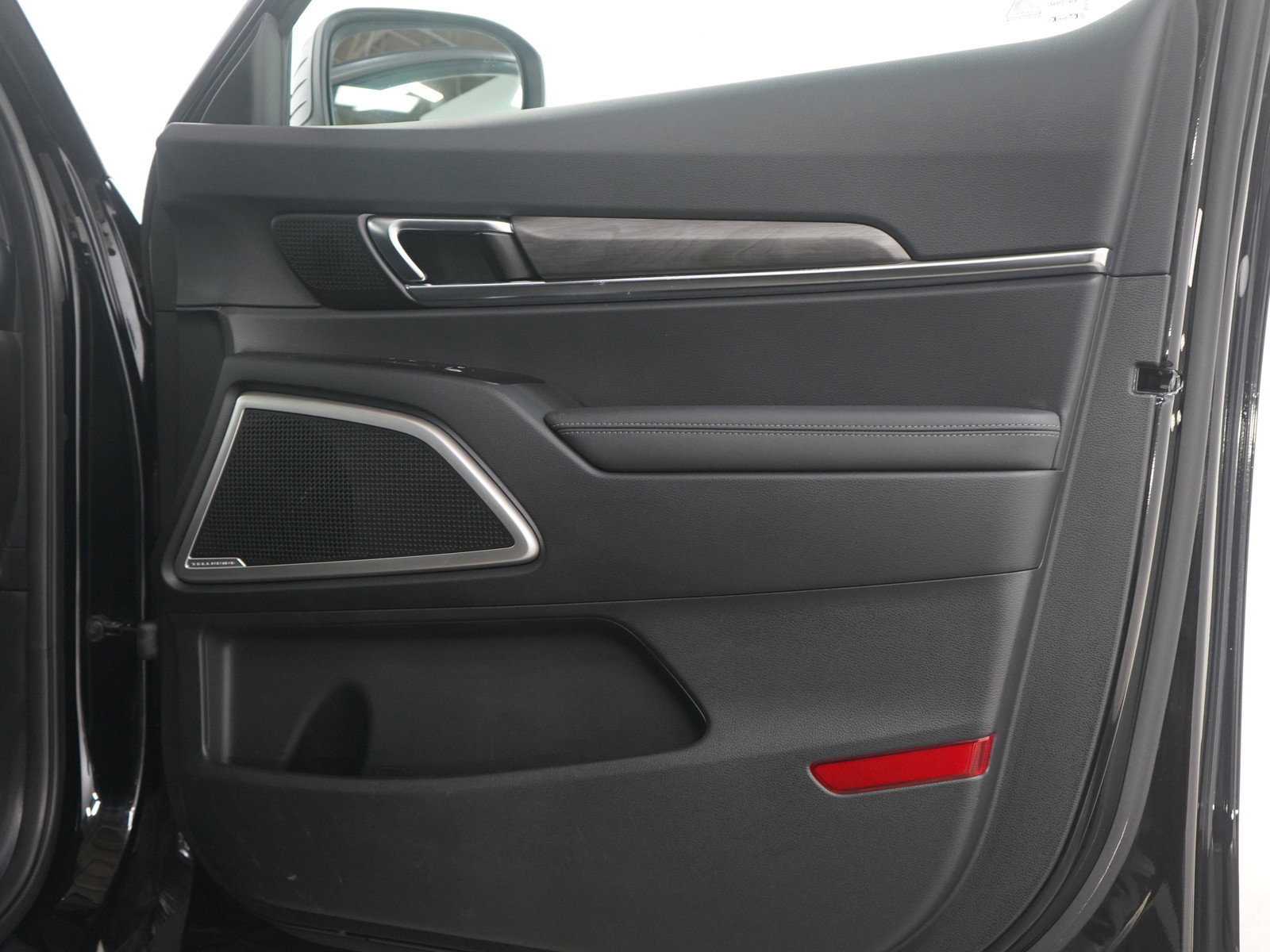 Used 2023 Kia Telluride EX X-Line image 9