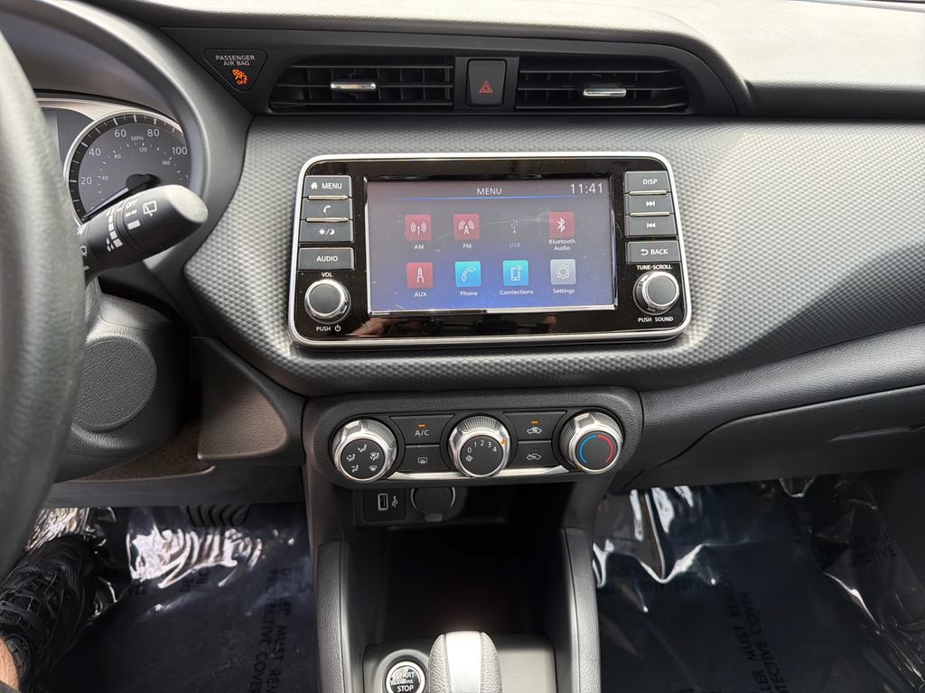 Certified 2025 Nissan Kicks Play S FWD image 24
