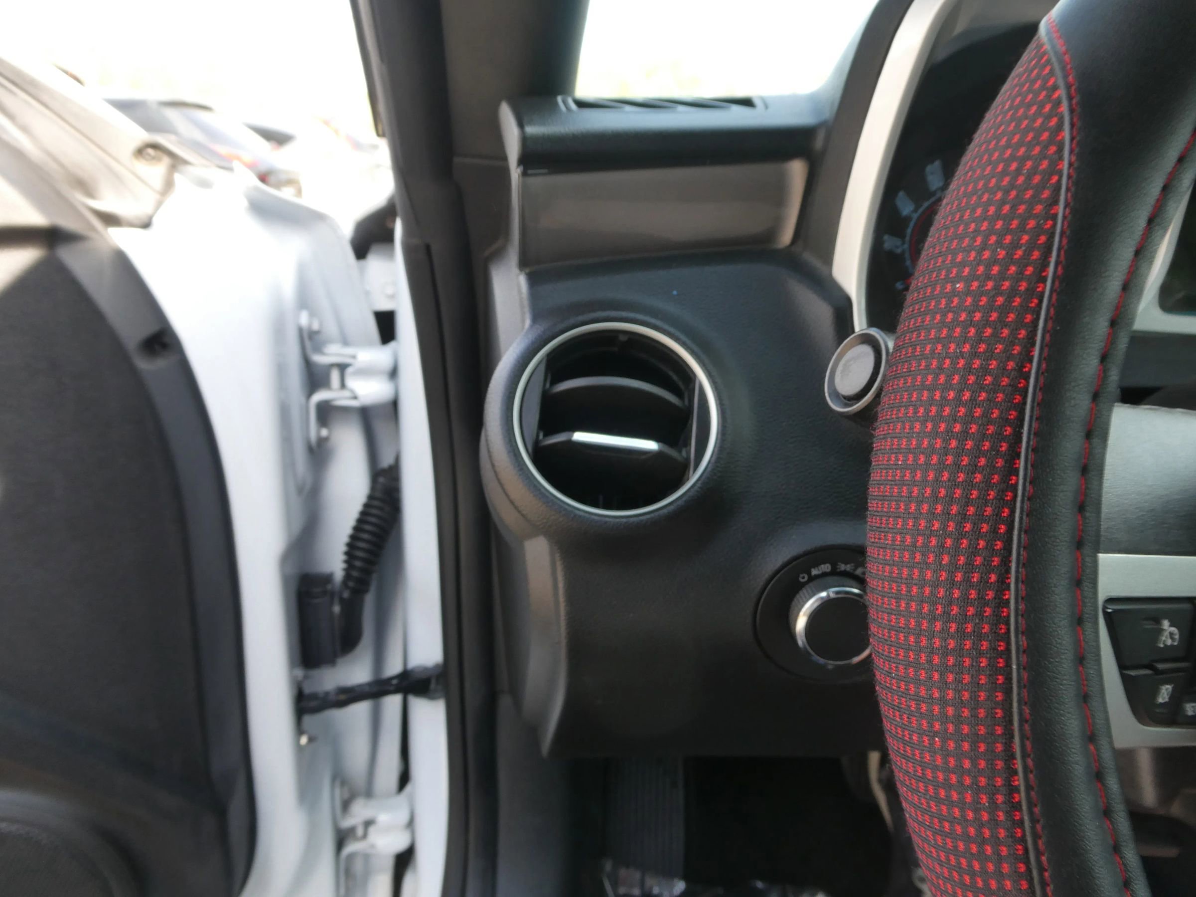 Used 2010 Chevrolet Camaro LT w/ RS Package RWD image 18