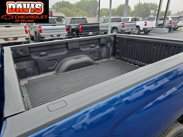 Used 2017 Chevrolet Silverado 1500 LTZ w/ Sport Package AWD/4WD image 12