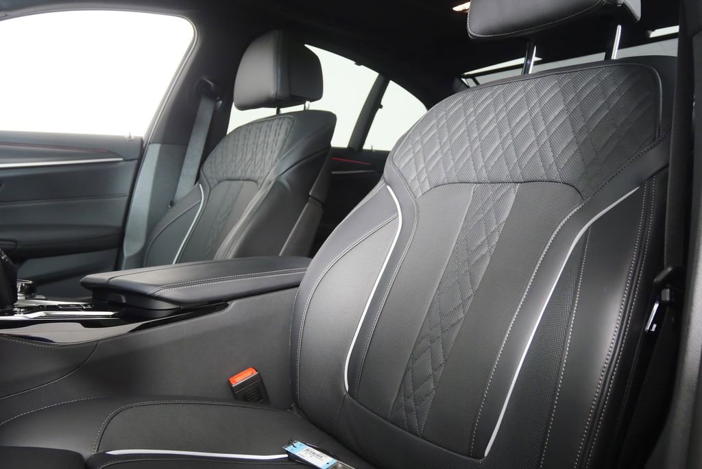 Certified 2023 BMW 540i w/ Executive Package RWD image 10