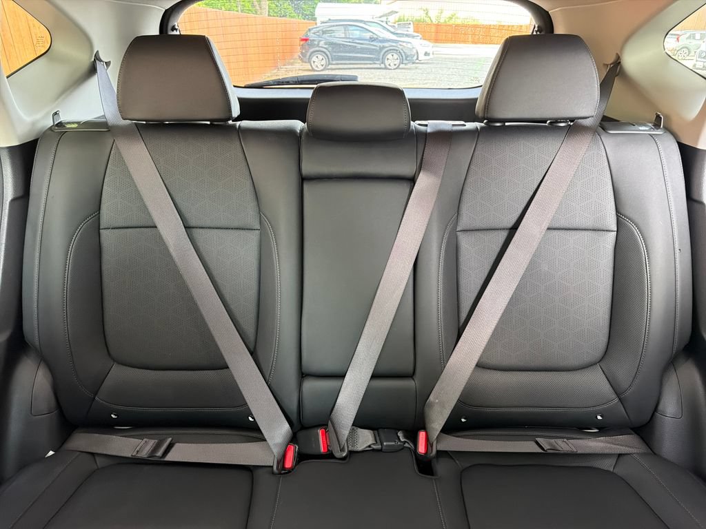 Used 2024 Kia Seltos EX FWD image 30