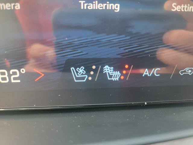 New 2026 Chevrolet Suburban High Country image 36