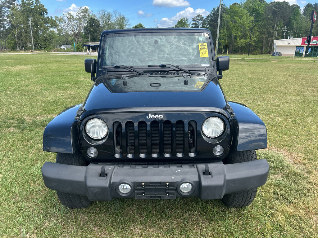 Used 2014 Jeep Wrangler Unlimited Rubicon w/ Connectivity Group image 3