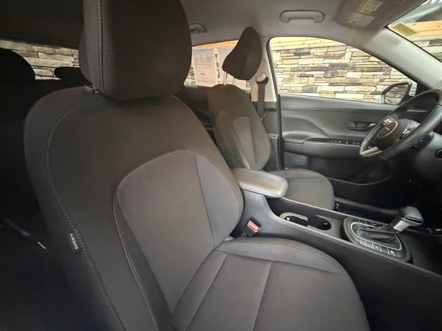 Used 2024 Hyundai Kona SEL AWD/4WD image 17