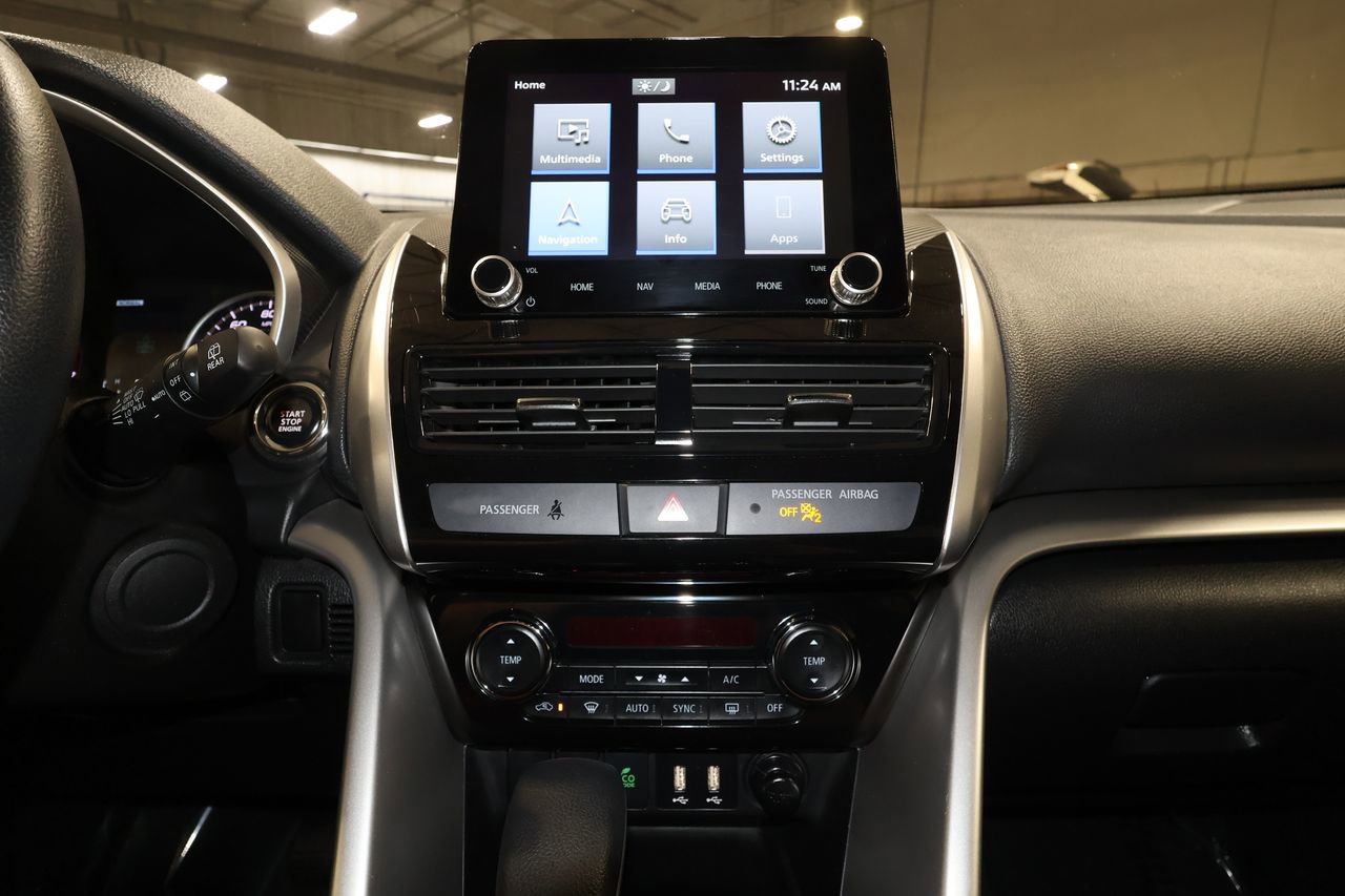 Used 2025 Mitsubishi Eclipse Cross Black Edition image 17