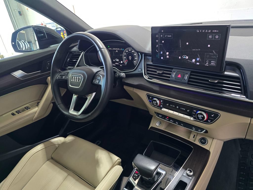 Used 2021 Audi Q5 Prestige w/ Prestige Package AWD/4WD image 31