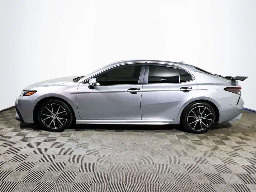 Certified 2023 Toyota Camry SE w/ Audio Upgrade Package image 5