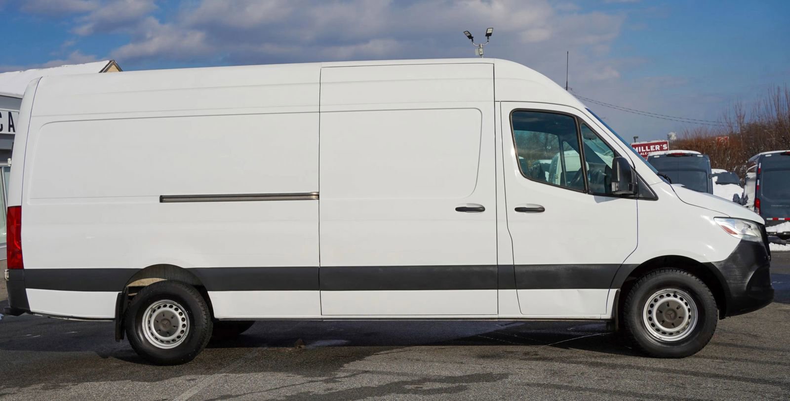 Used 2019 Mercedes-Benz Sprinter 170 Cargo image 5