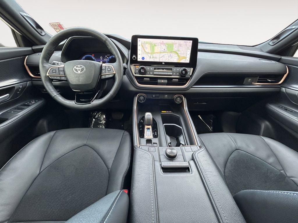 Used 2024 Toyota Grand Highlander AWD Hybrid image 14