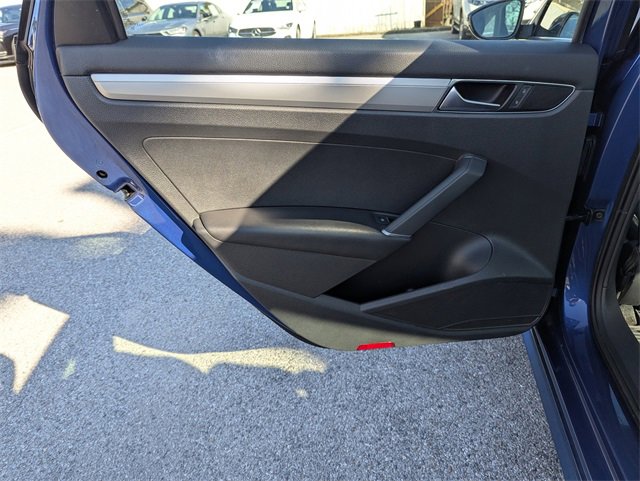 Used 2016 Volkswagen Passat 1.8T S image 26