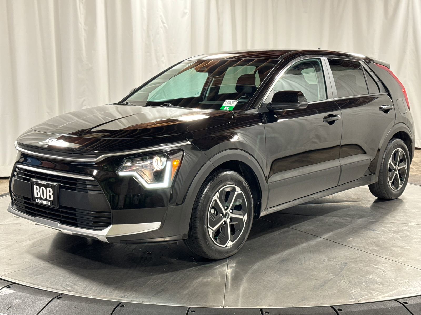 Certified 2023 Kia Niro LX