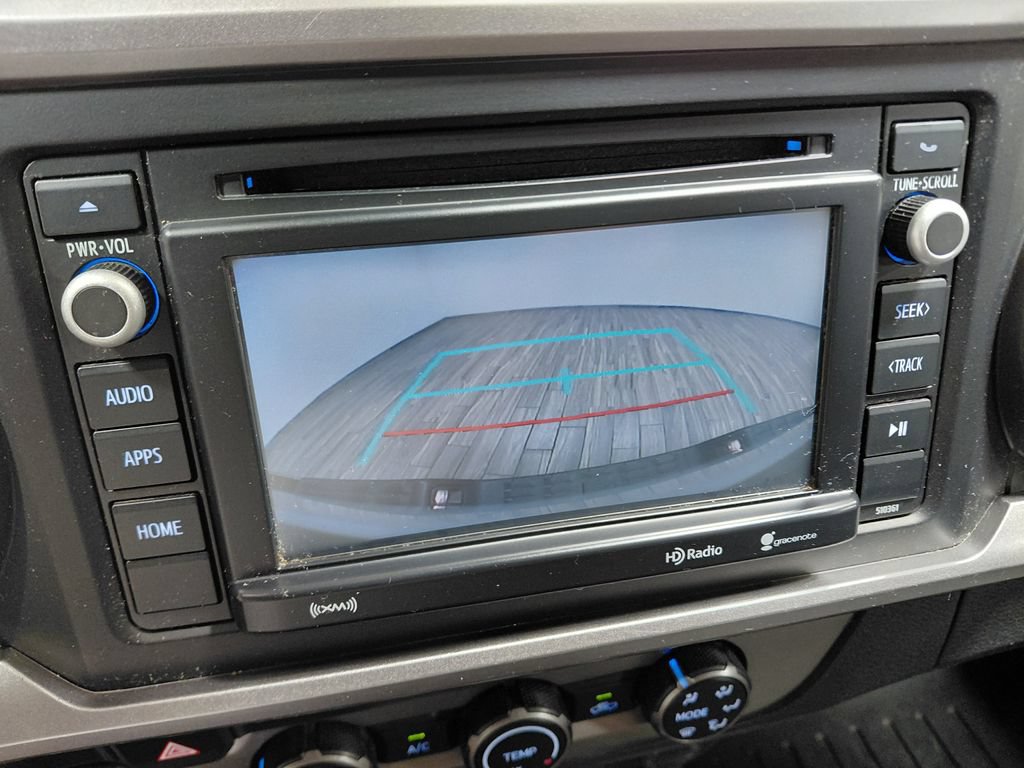 Used 2019 Toyota Tacoma SR5 AWD/4WD image 5