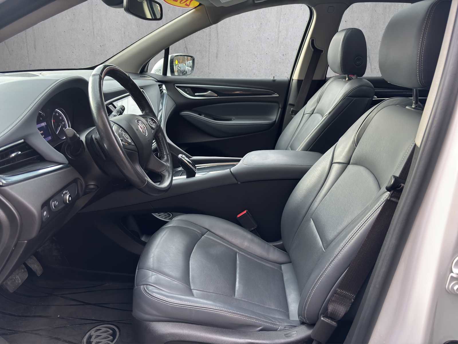 Used 2021 Buick Enclave Premium w/ Sun and Sites Package image 10