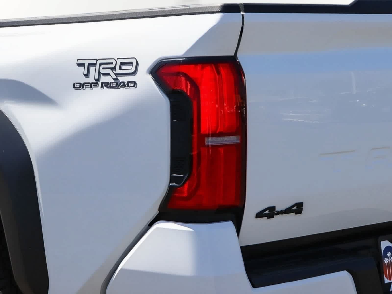 Used 2025 Toyota Tacoma TRD Off-Road AWD/4WD image 11