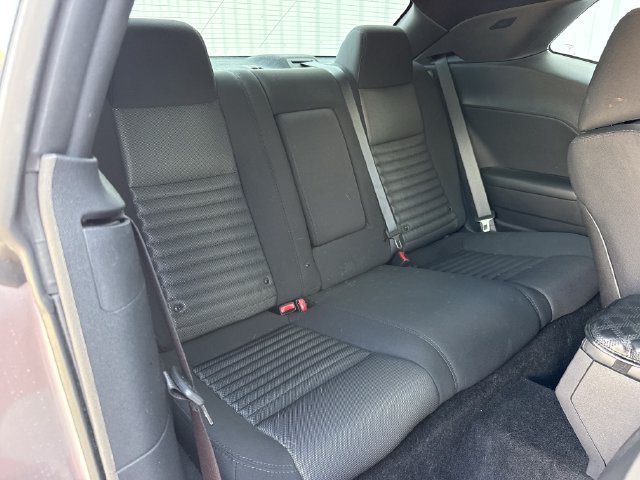 Used 2014 Dodge Challenger R/T w/ Blacktop Package RWD image 23