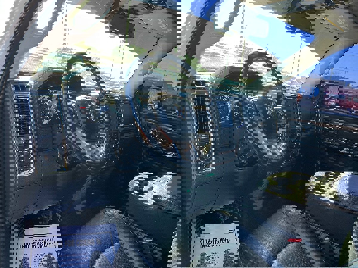 Used 2017 RAM 1500 Laramie RWD image 23