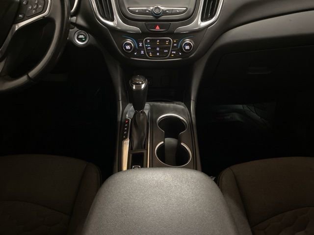 Used 2018 Chevrolet Equinox LT image 12
