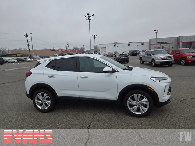 Used 2025 Buick Encore GX Preferred FWD image 2