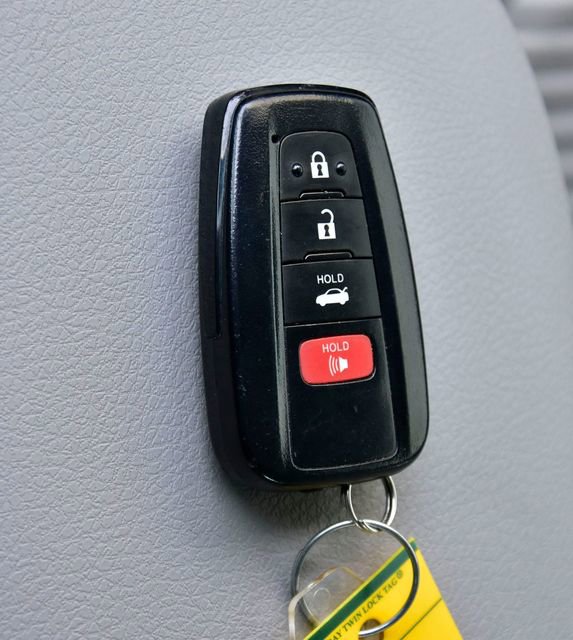 Used 2024 Toyota Camry SE w/ Audio Upgrade Package FWD image 27