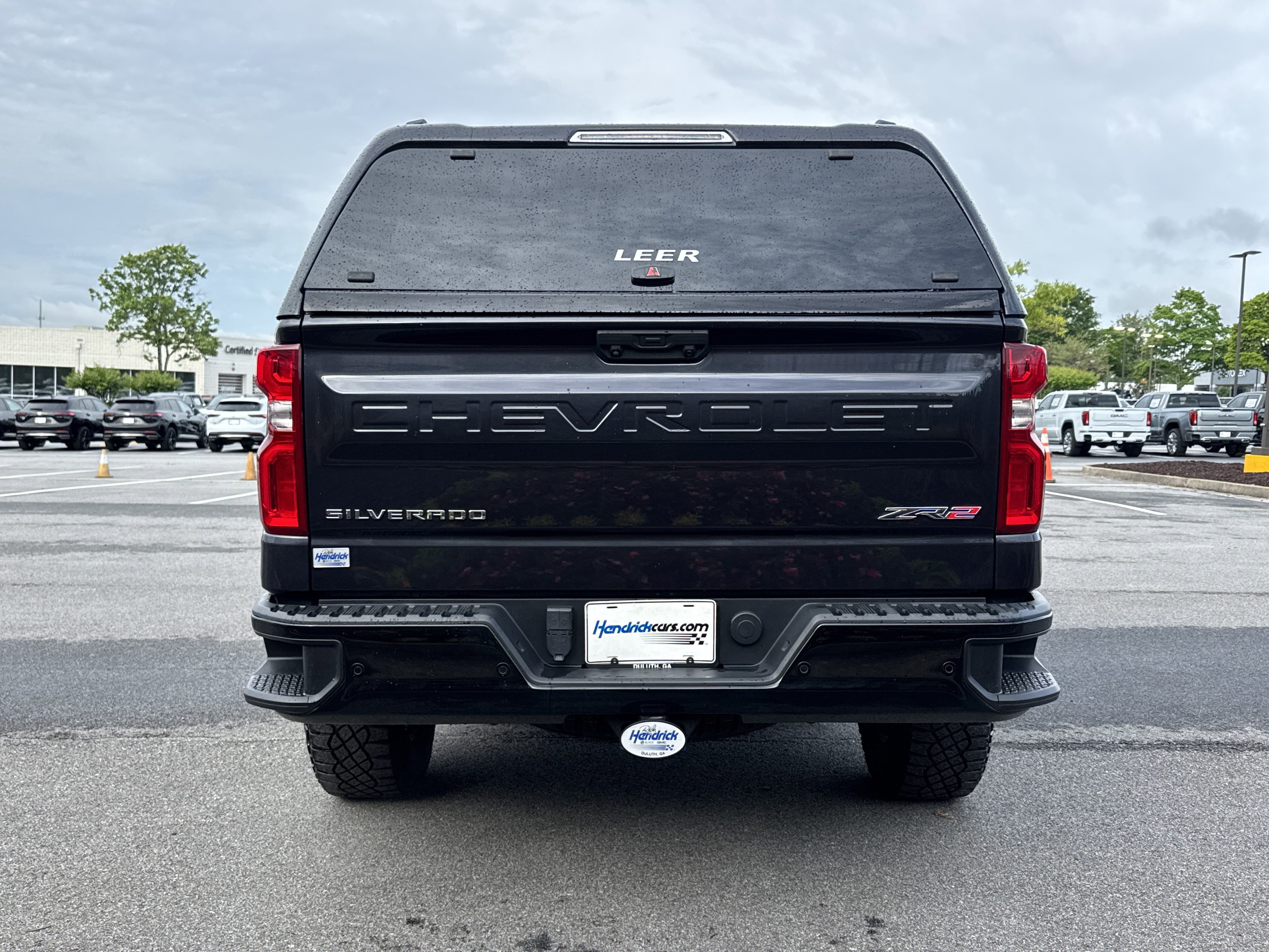 Used 2023 Chevrolet Silverado 1500 ZR2 w/ Technology Package AWD/4WD image 9