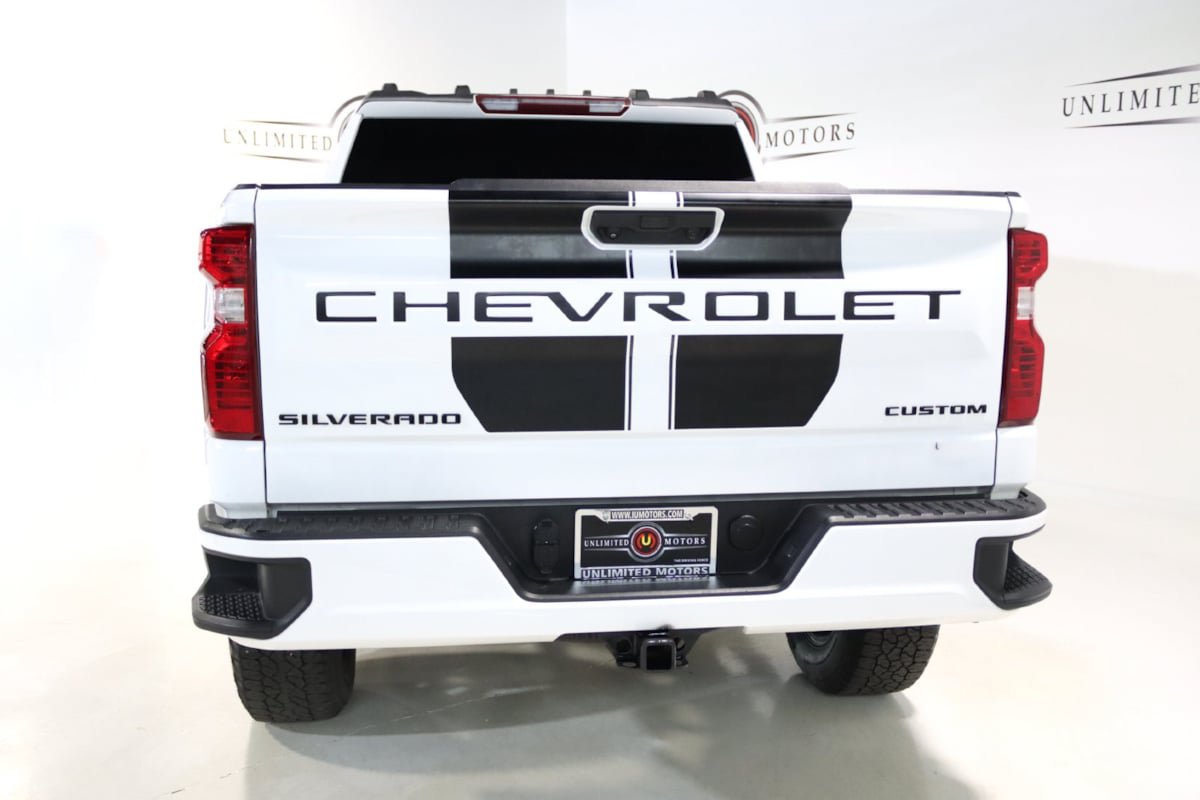 Used 2023 Chevrolet Silverado 1500 Custom w/ Rally Edition AWD/4WD image 19