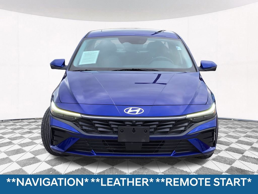 Used 2024 Hyundai Elantra Limited image 2