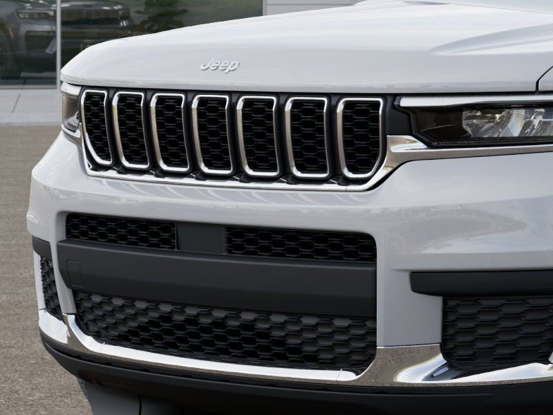 New 2026 Jeep Grand Cherokee L Laredo RWD image 11