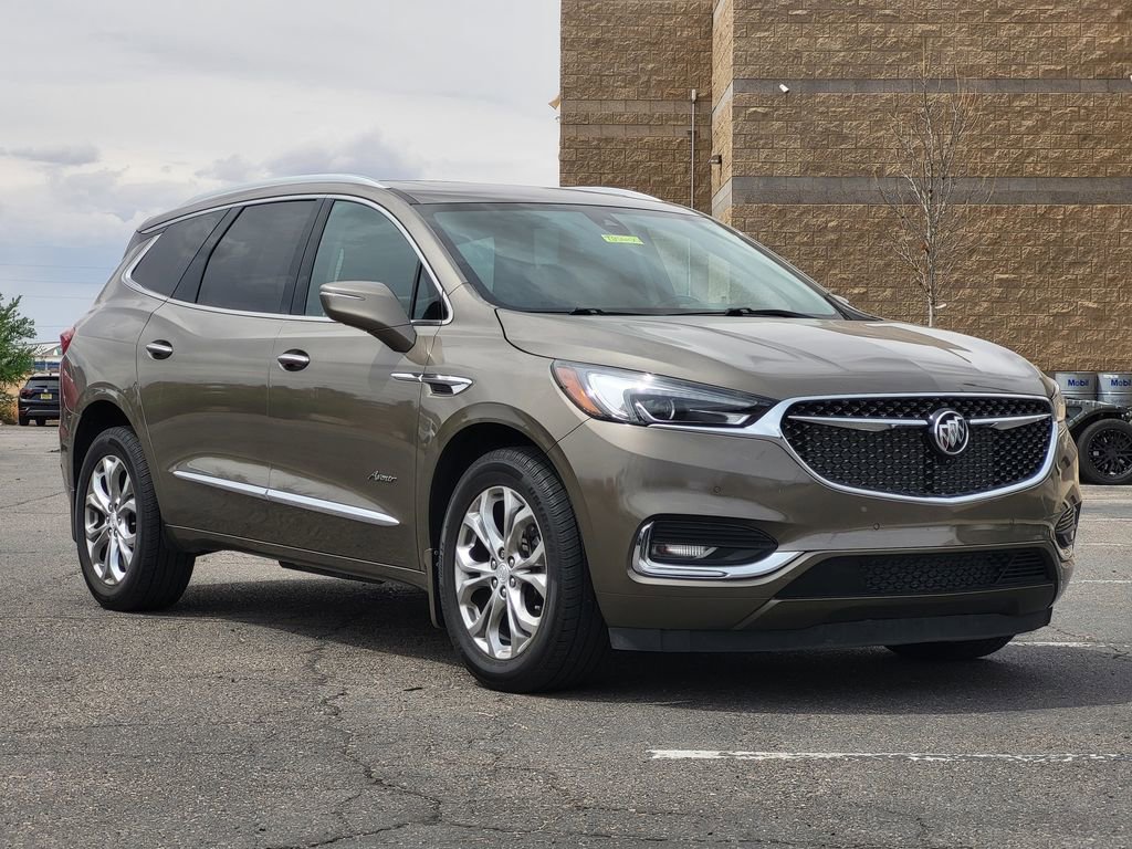 Used 2020 Buick Enclave Avenir w/ Avenir Technology Package AWD/4WD image 2