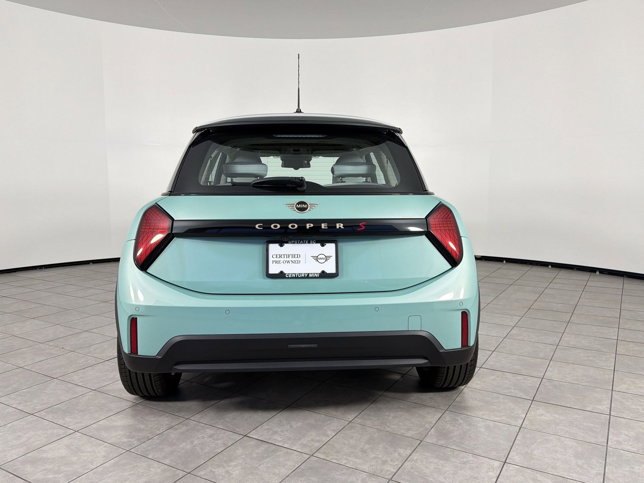 Certified 2025 MINI Cooper S image 10