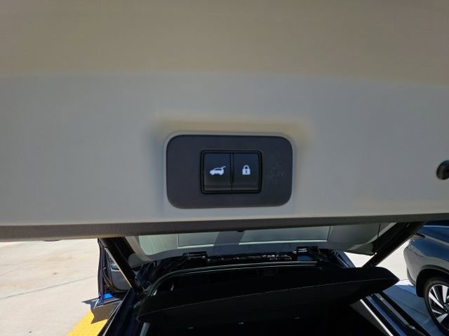 Used 2023 Nissan Ariya PLATINUM+ e-4ORCE image 28