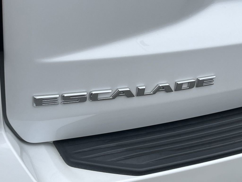 Used 2022 Cadillac Escalade ESV Premium Luxury Platinum w/ Heavy-Duty Trailer Package image 25