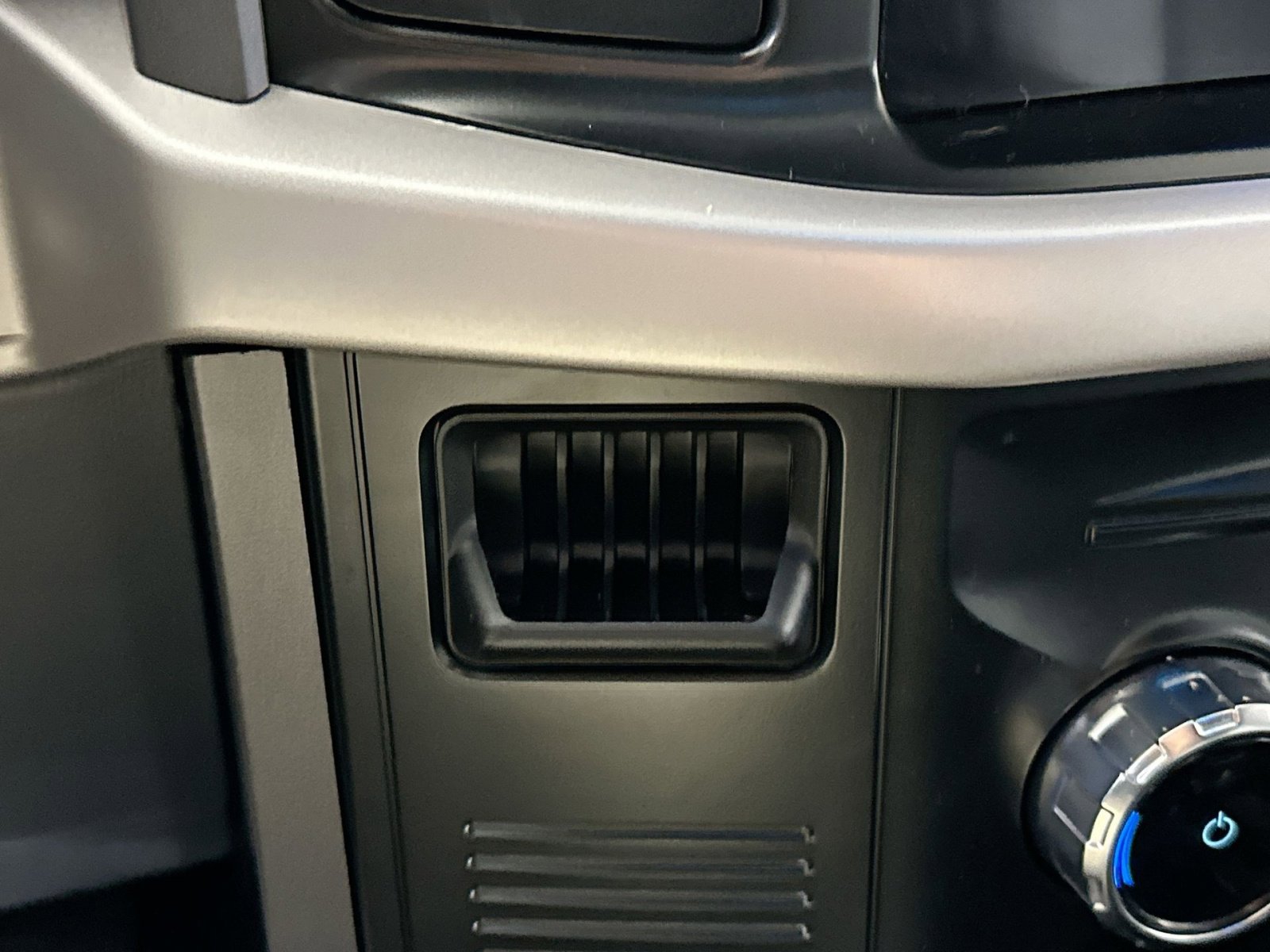 Used 2023 Ford F150 Lightning XLT w/ Equipment Group 312A High image 28