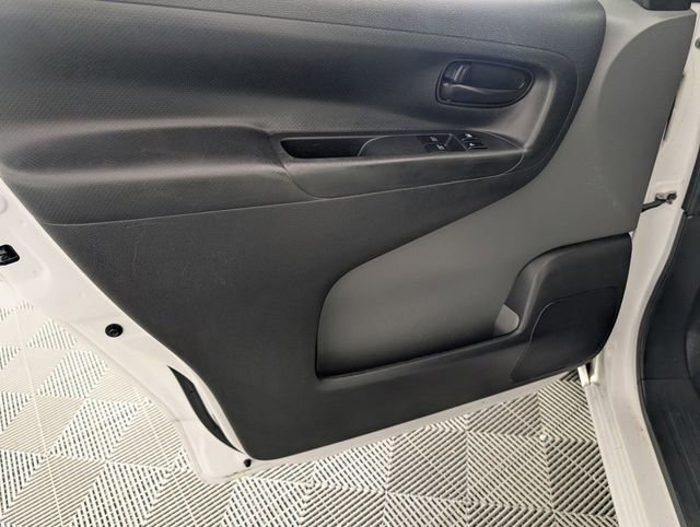 Used 2020 Nissan NV200 SV w/ Back Door Glass Package image 10