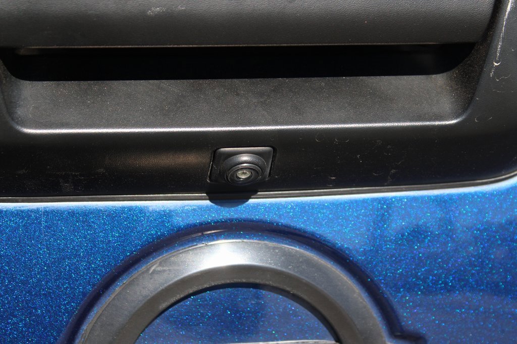 Used 2022 Nissan Titan SV image 40