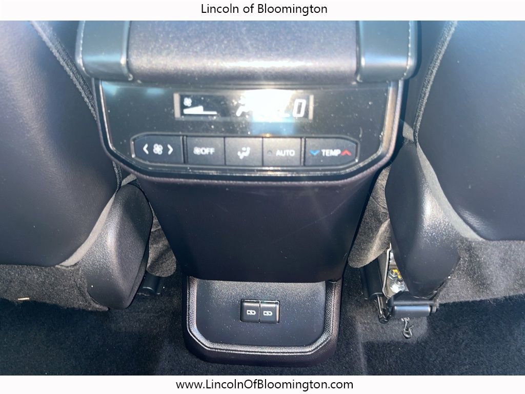 Used 2022 Toyota Highlander XLE image 18