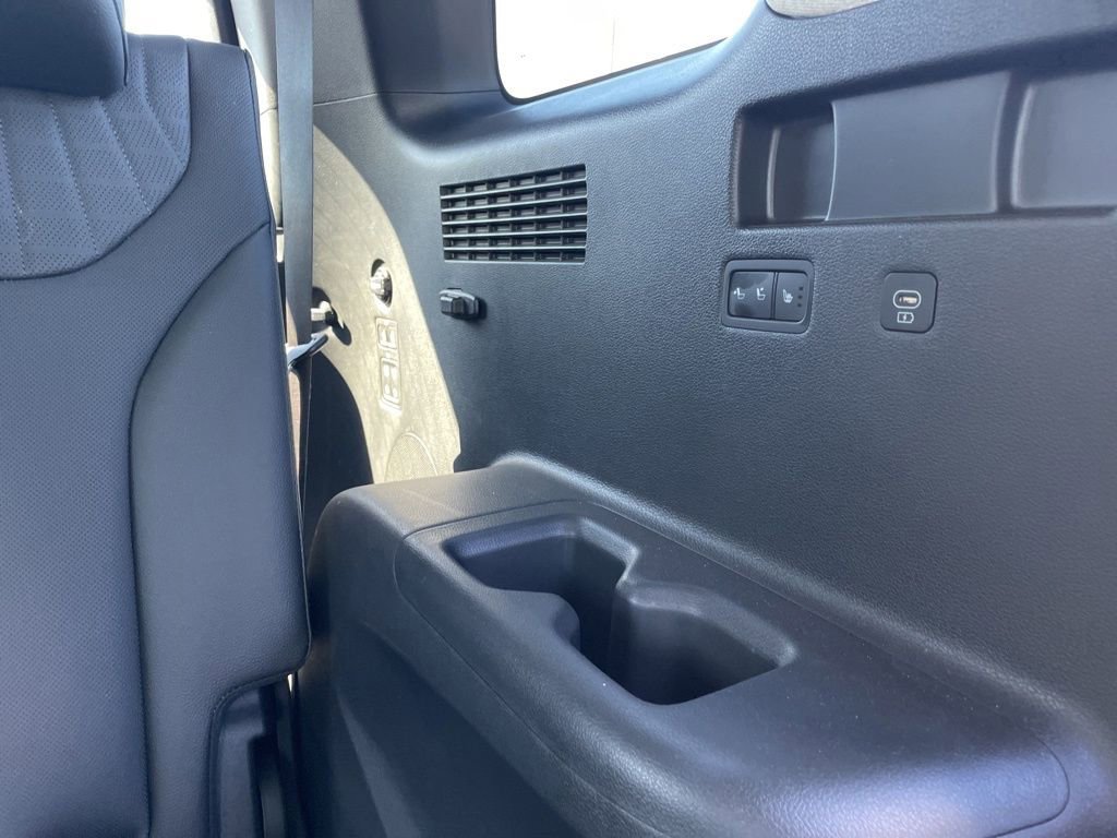 Used 2023 Hyundai Palisade Limited image 36