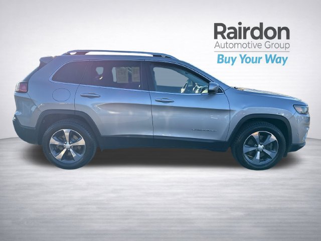 Used 2019 Jeep Cherokee Limited w/ Technology Group AWD/4WD image 8